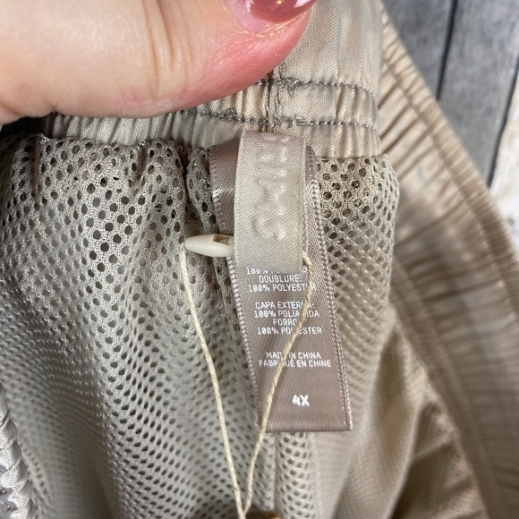 Skims Sporty Satin Straight Leg Pants in Sand Beige Size 4X New! - Picture 10 of 12